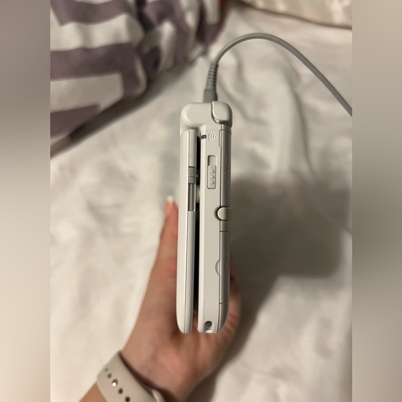 Nintendo 3ds xl Disney Magical World Edition (Charger Included) - Picture 7 of 7